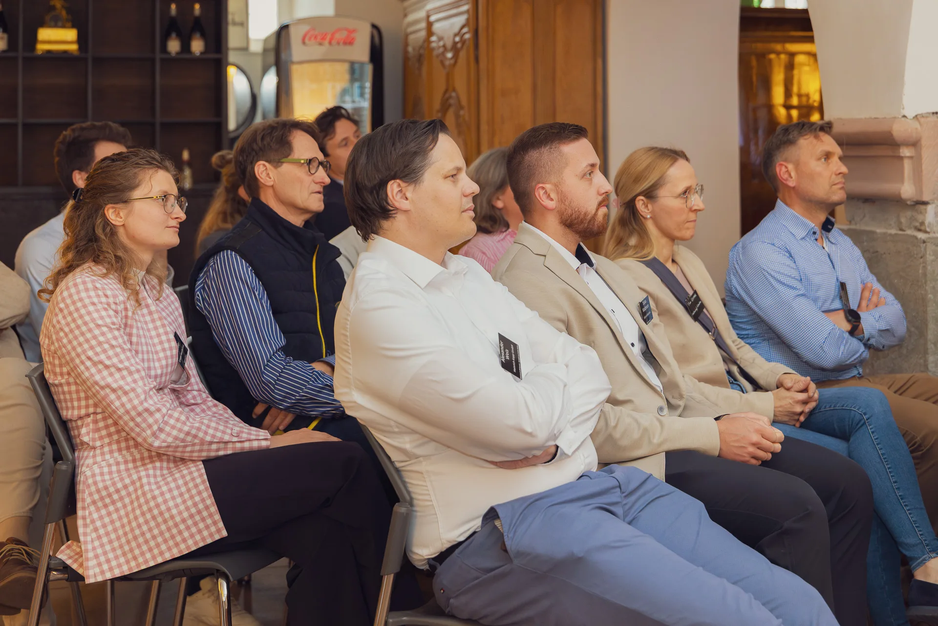 Tagungsfotograf auf dem Forum Mittelstand: Gespräche im Networking-Bereich
