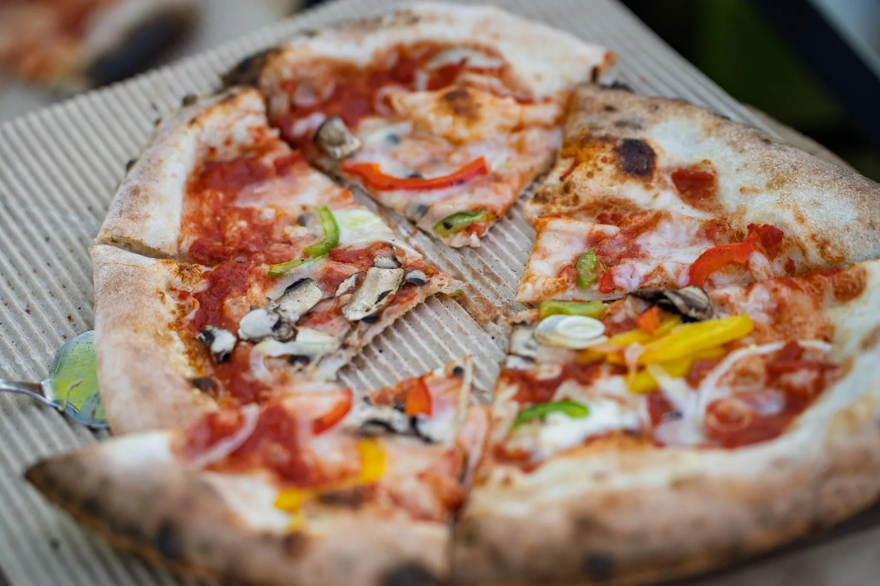 Fotograf für Firmenevents: Buffet und Bar beim Jubiläum der debit Computer-Service GmbH