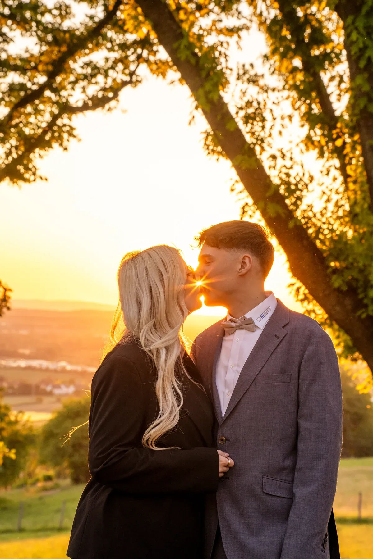 Eventfotografie zur Firmenfeier im Abendlicht auf dem Geisberg