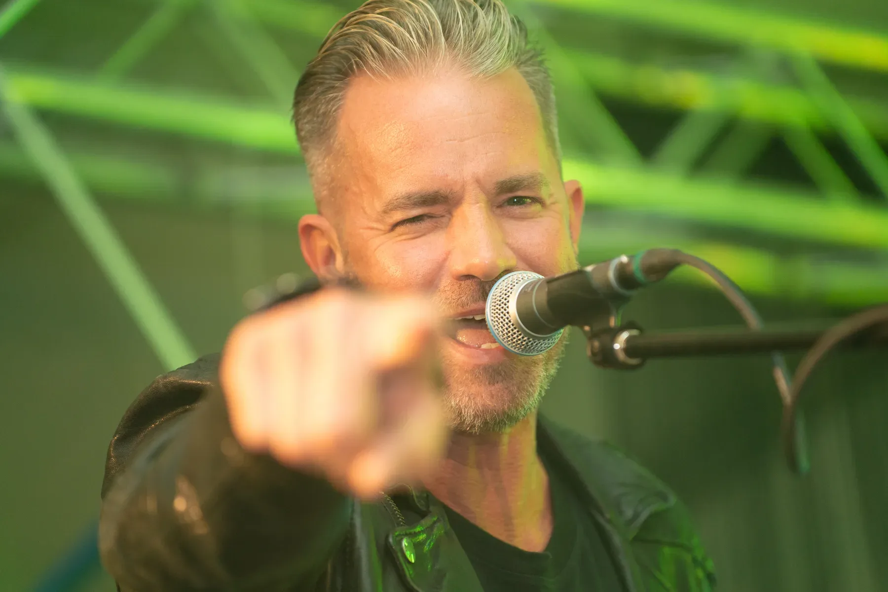 Fotograf für Firmenevents: die Band spielt beim Sommerfest der debit Computer-Service GmbH