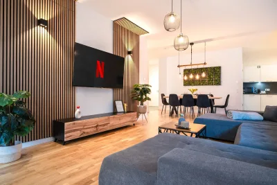 Immobilienfotografie mit Flambient-Technik für Airbnb