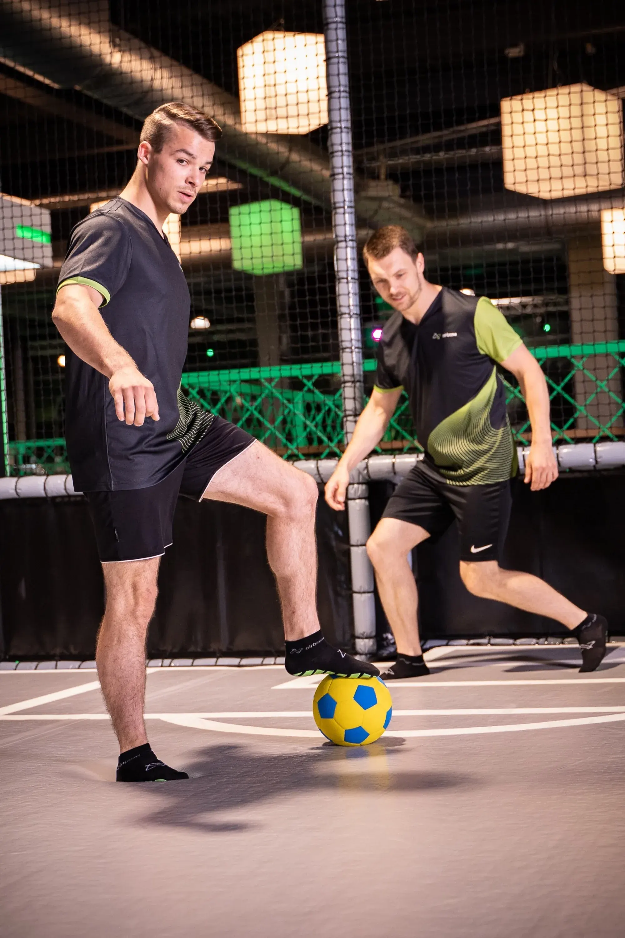 Trampolinpark Fotografie nahe Aschaffenburg: Blick in die Ninja Tag Area