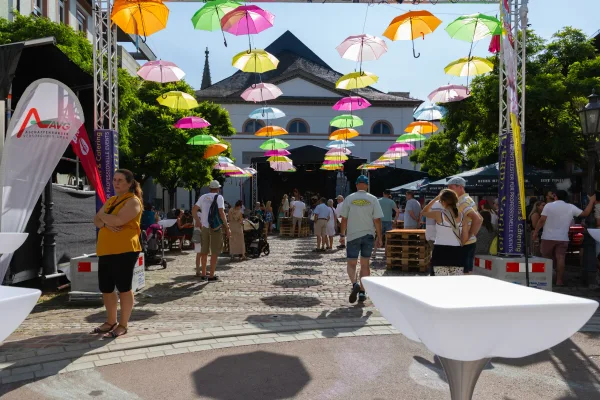 Eventfotograf beim Altstadtfest Aschaffenburg: Stimmung bei der Fest-Eröffnung in der Innenstadt
