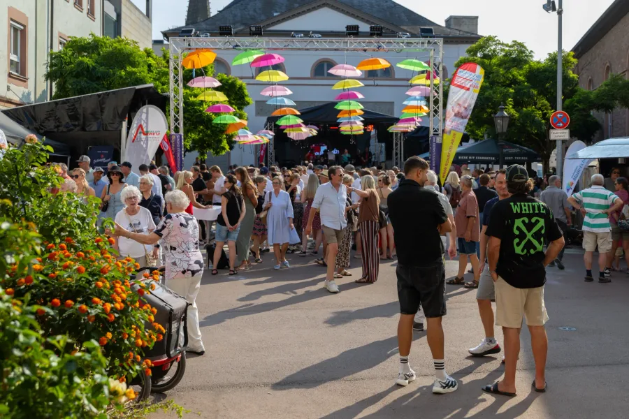 1. Altstadtfest Aschaffenburg: ein Abend, drei Eröffnungen