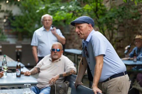 Eventfotograf Aschaffenburg: Bürgermeister Eric Leiderer bei der Vernissage im KunstLANDing