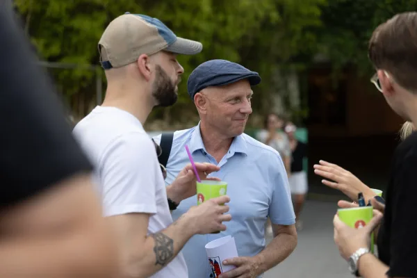 Fotograf Altstadtfest Aschaffenburg: Bürgermeister Eric Leiderer beim Mitternachts-Shopping in der Innenstadt