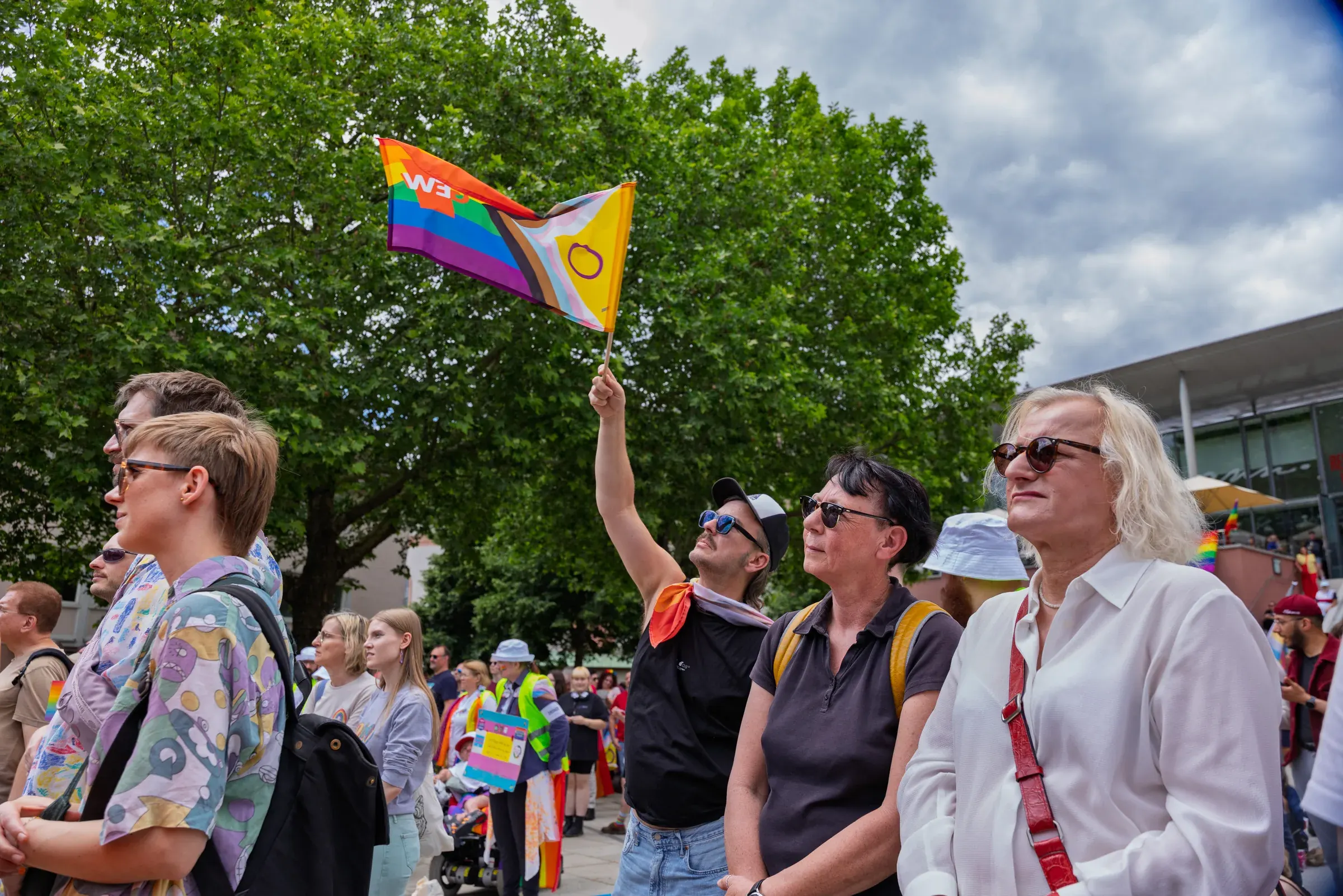 Eventfotograf Aschaffenburg: Stimmung auf dem Theaterplatz beim CSD 2026