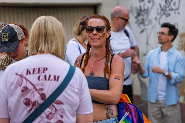 Eventfotografie CSD: Stimmung und Farben beim Demonstrationszug in Aschaffenburg