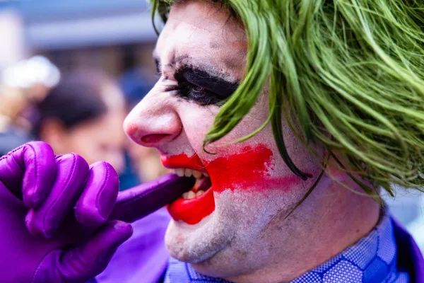 Eventfotografie Faschingsumzug Aschaffenburg: Motivwagen beim Fastnachtszug durch die Innenstadt