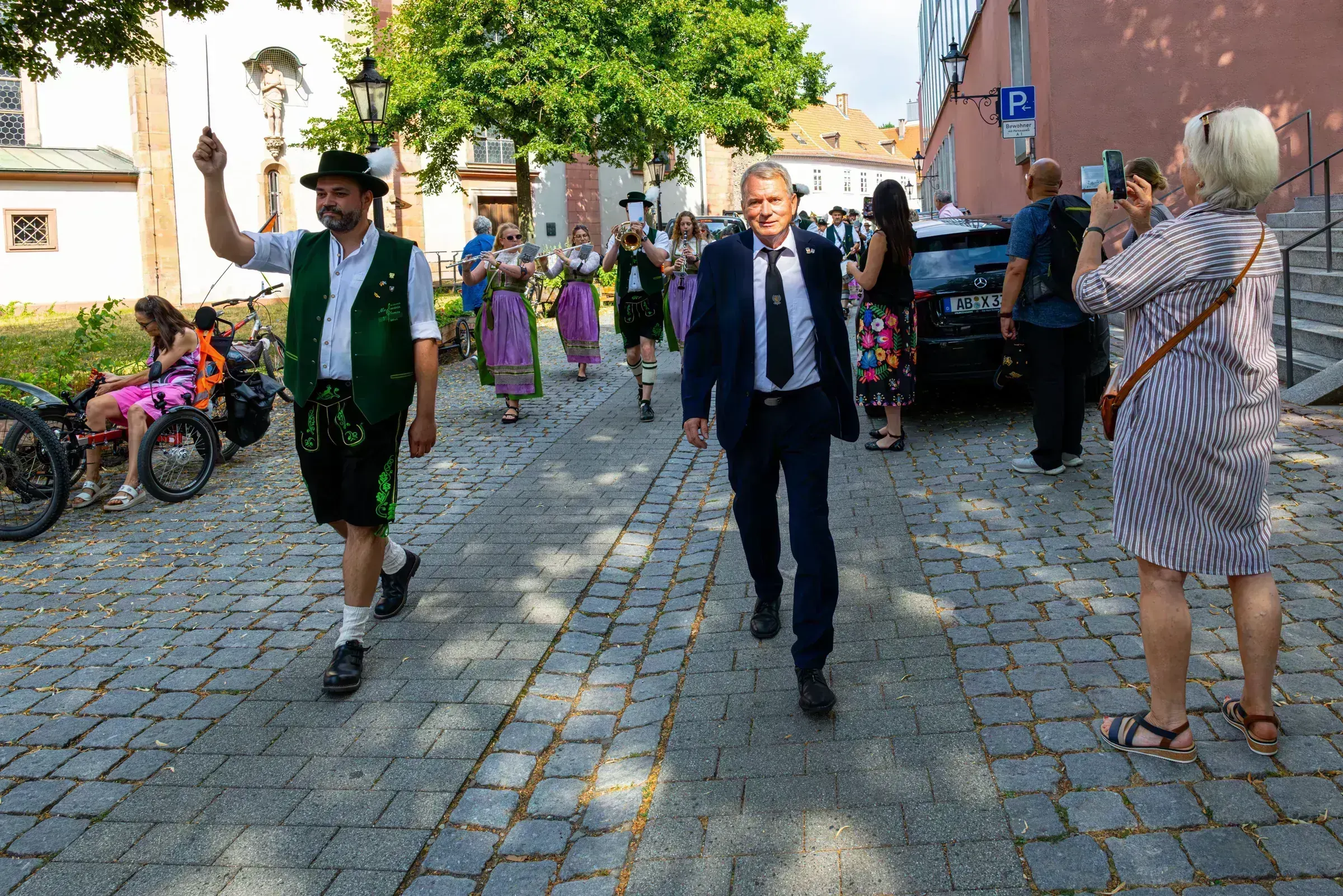 Eventfotograf beim Jubiläumsfest: Musiker des Musikvereins Melomania Obernau mit Blasinstrumenten