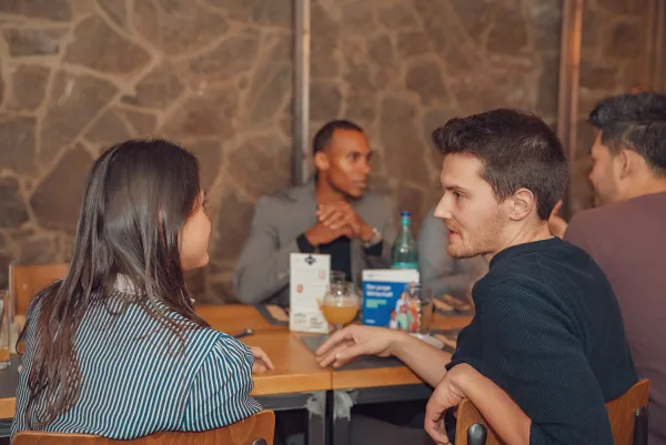 Eventvideo Netzwerkabend der Wirtschaftsjunioren: Runde am Tisch