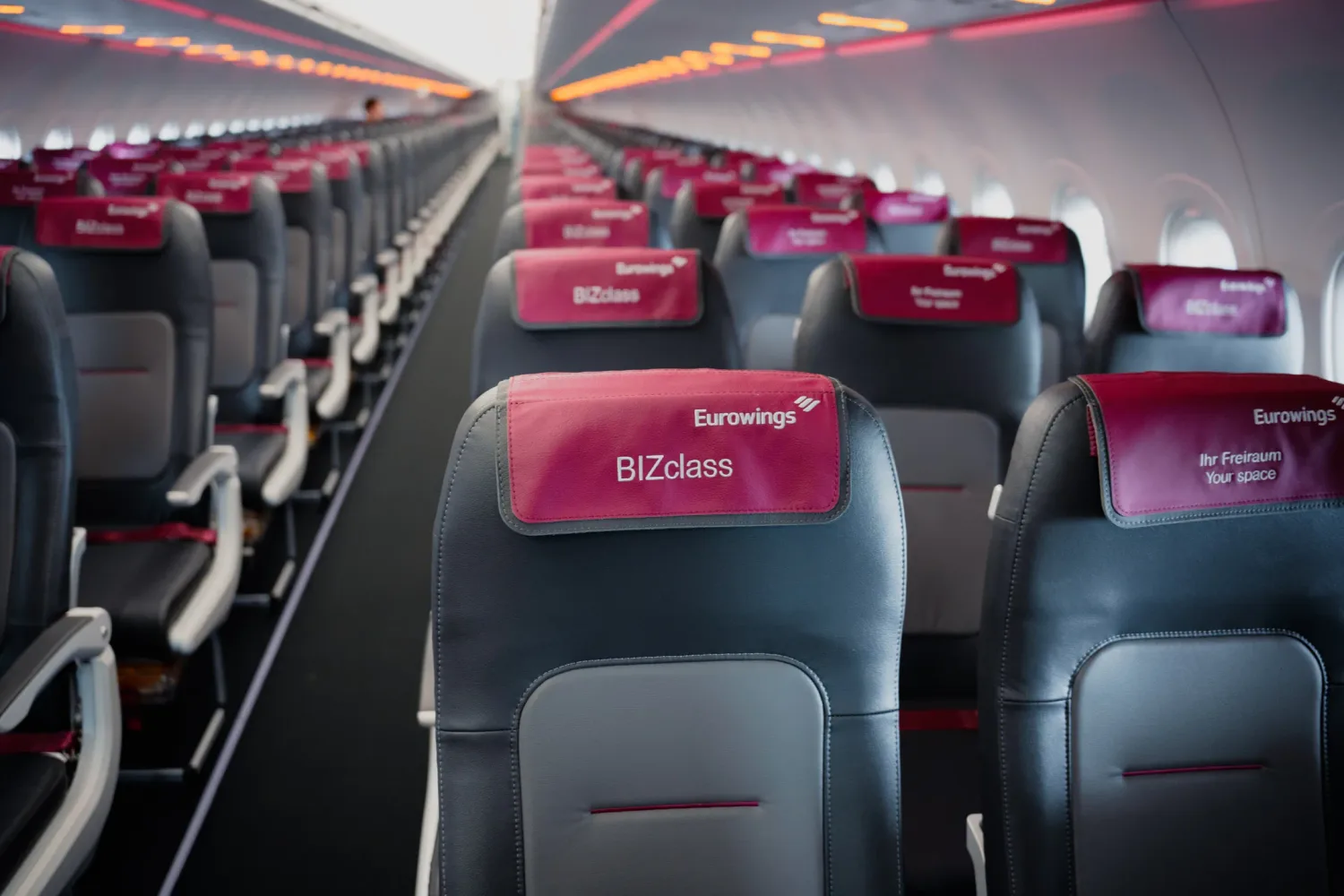 Fotoproduktion Erstflug Airbus A321neo: Anflug auf Düsseldorf