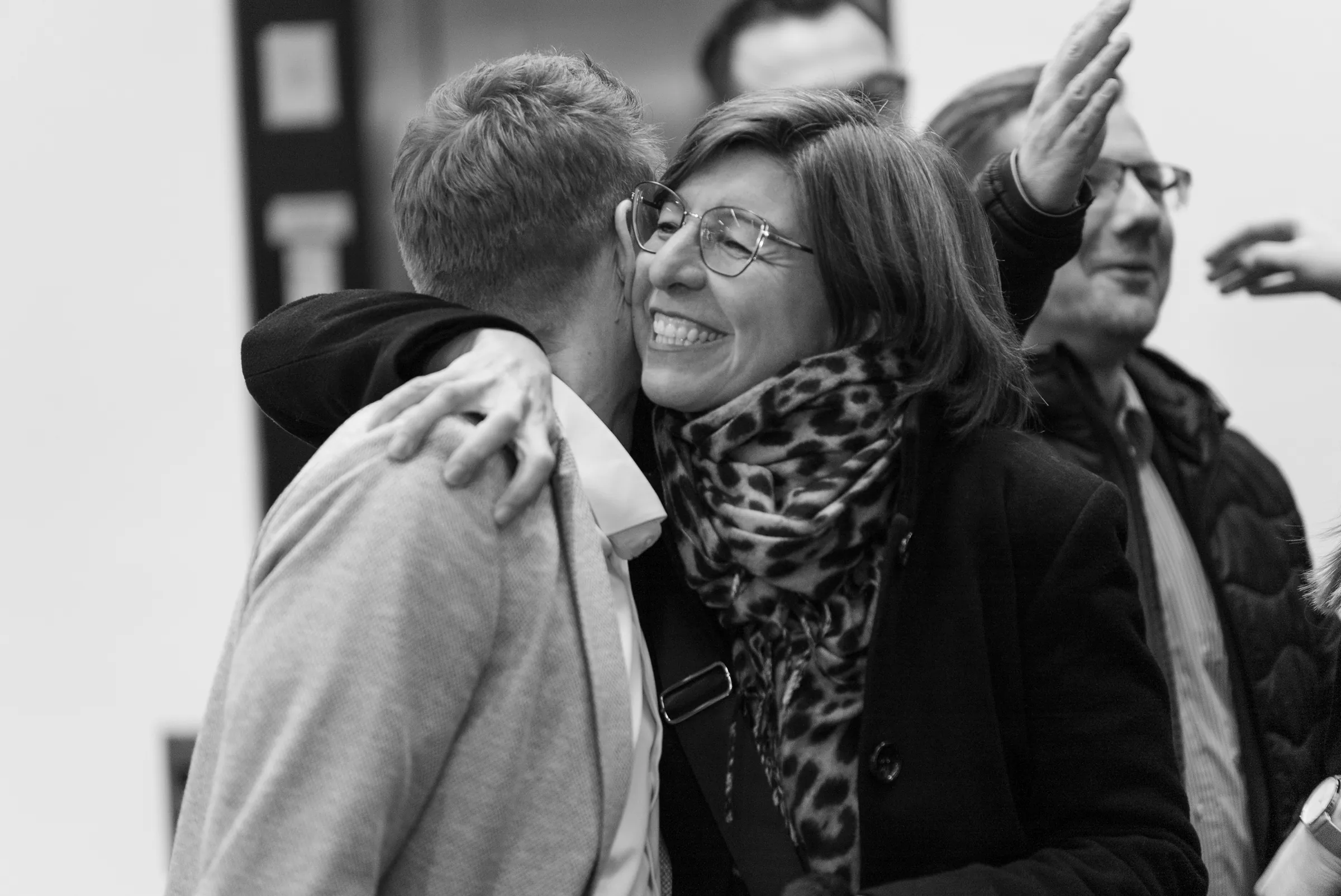 Eventfotograf Konjunkturprognose 2025: Networking vor dem Vortrag, Rhein-Main-Region