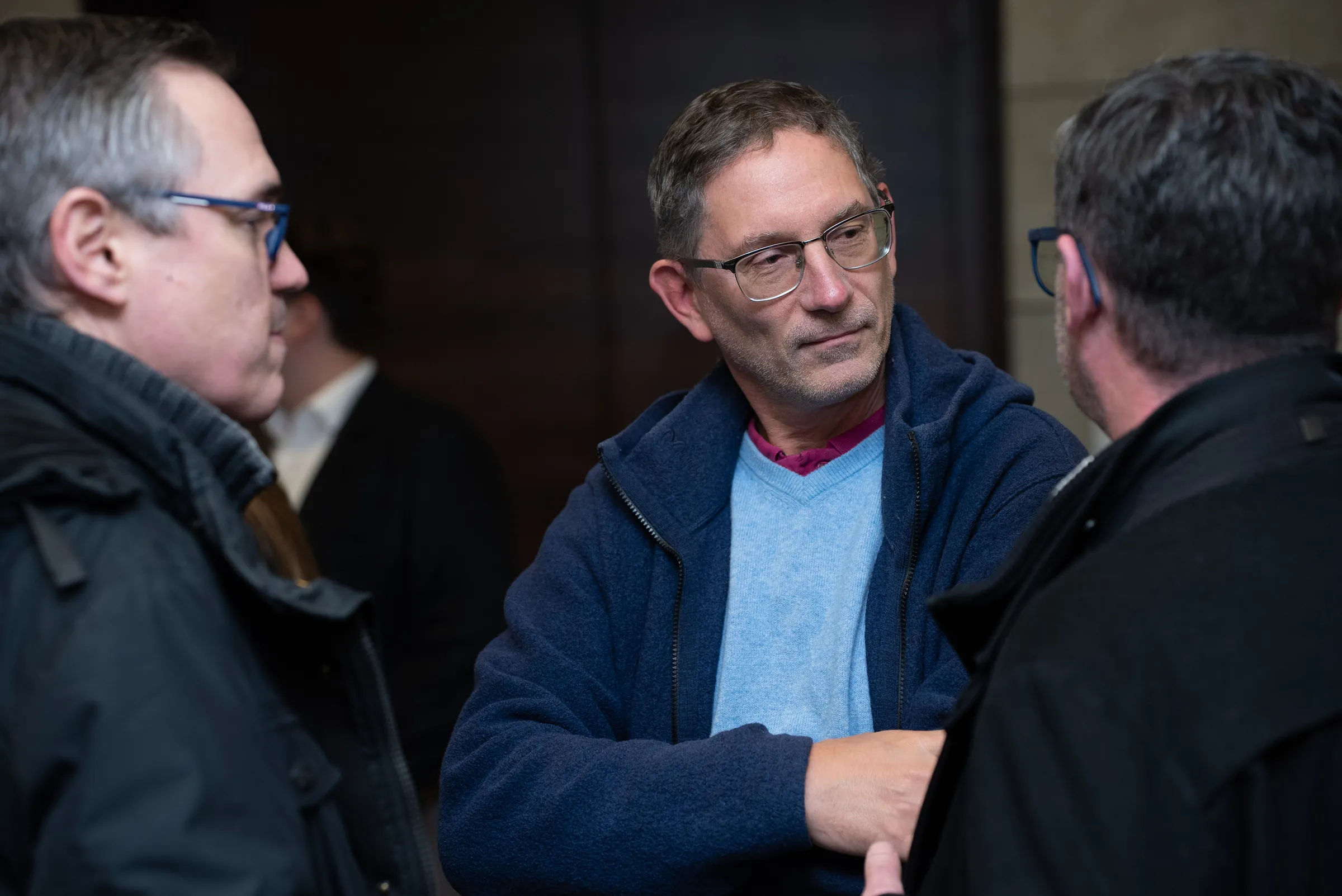 Eventfotograf Konjunkturprognose 2025: Networking vor dem Vortrag, Rhein-Main-Region