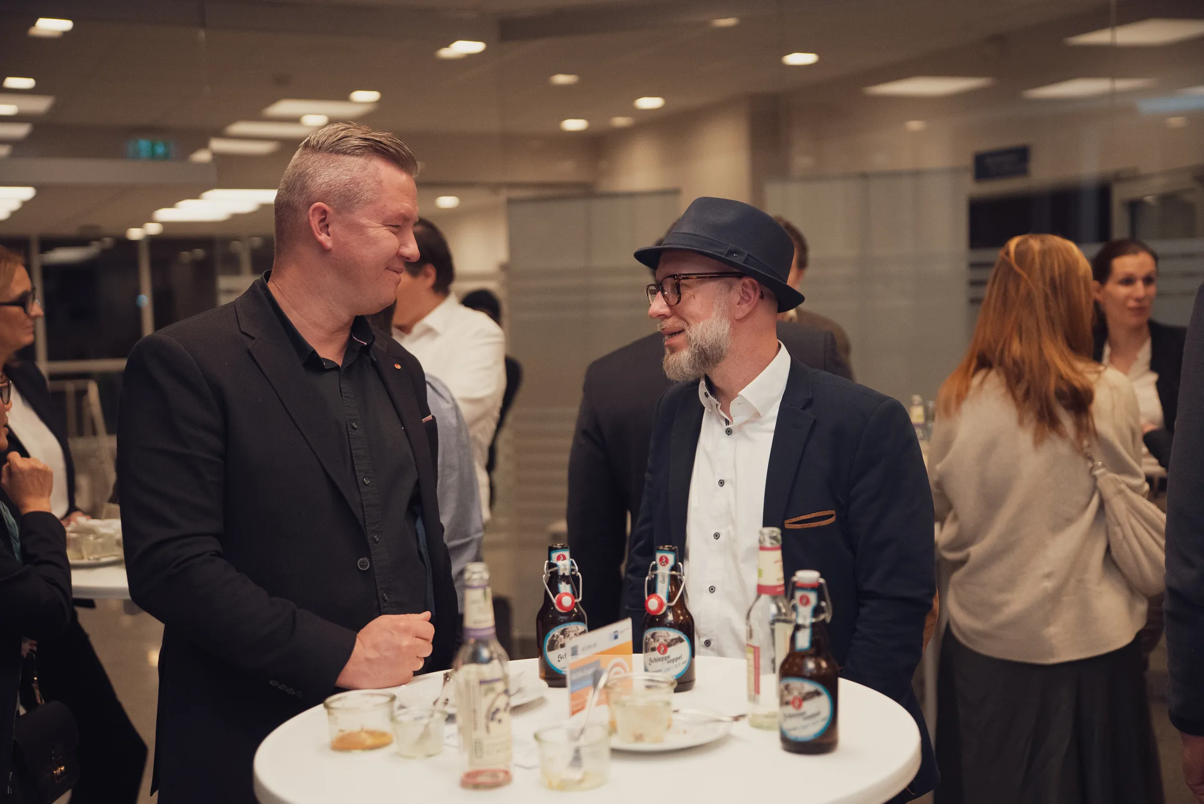 Eventfotografie Mitgliederversammlung: Wirtschaftsjunioren im Gespräch