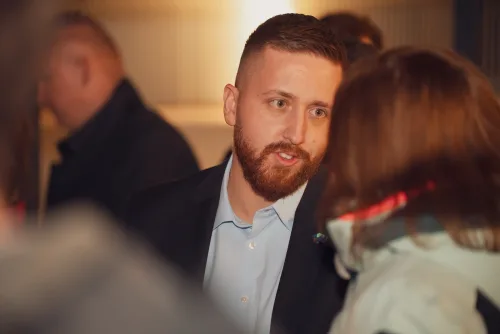 Eventfotograf bei der Mitgliederversammlung der Wirtschaftsjunioren: Mitglieder und Gäste am Abend