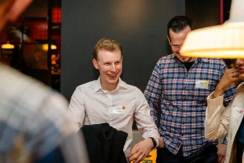 Eventfotograf beim Netzwerkabend der Wirtschaftsjunioren: Begrüßung im SCHWIND am Dalberg
