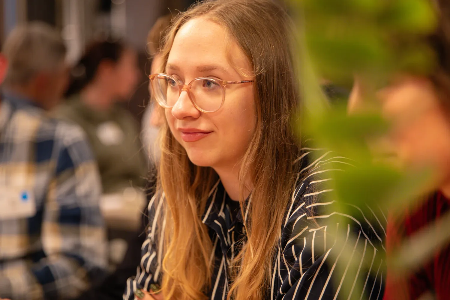 Eventfotograf beim Netzwerkabend der Wirtschaftsjunioren: Vorstellungsrunde am Tisch