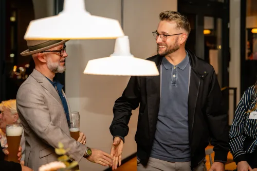 Eventfotografie After Work Lounge im SCHWIND am Dalberg: Ankommen der Gäste am Abend