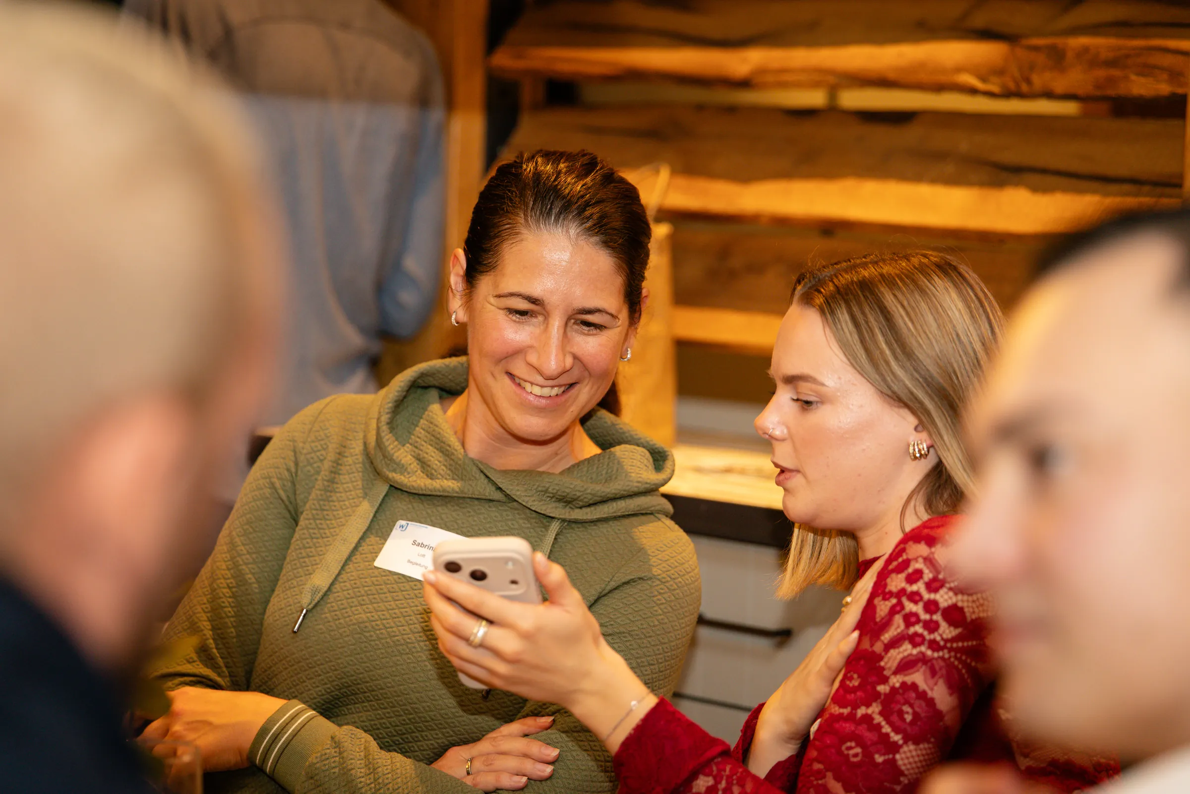 Eventfotografie Netzwerkabend Aschaffenburg: Mitglieder und Gäste der After Work Lounge