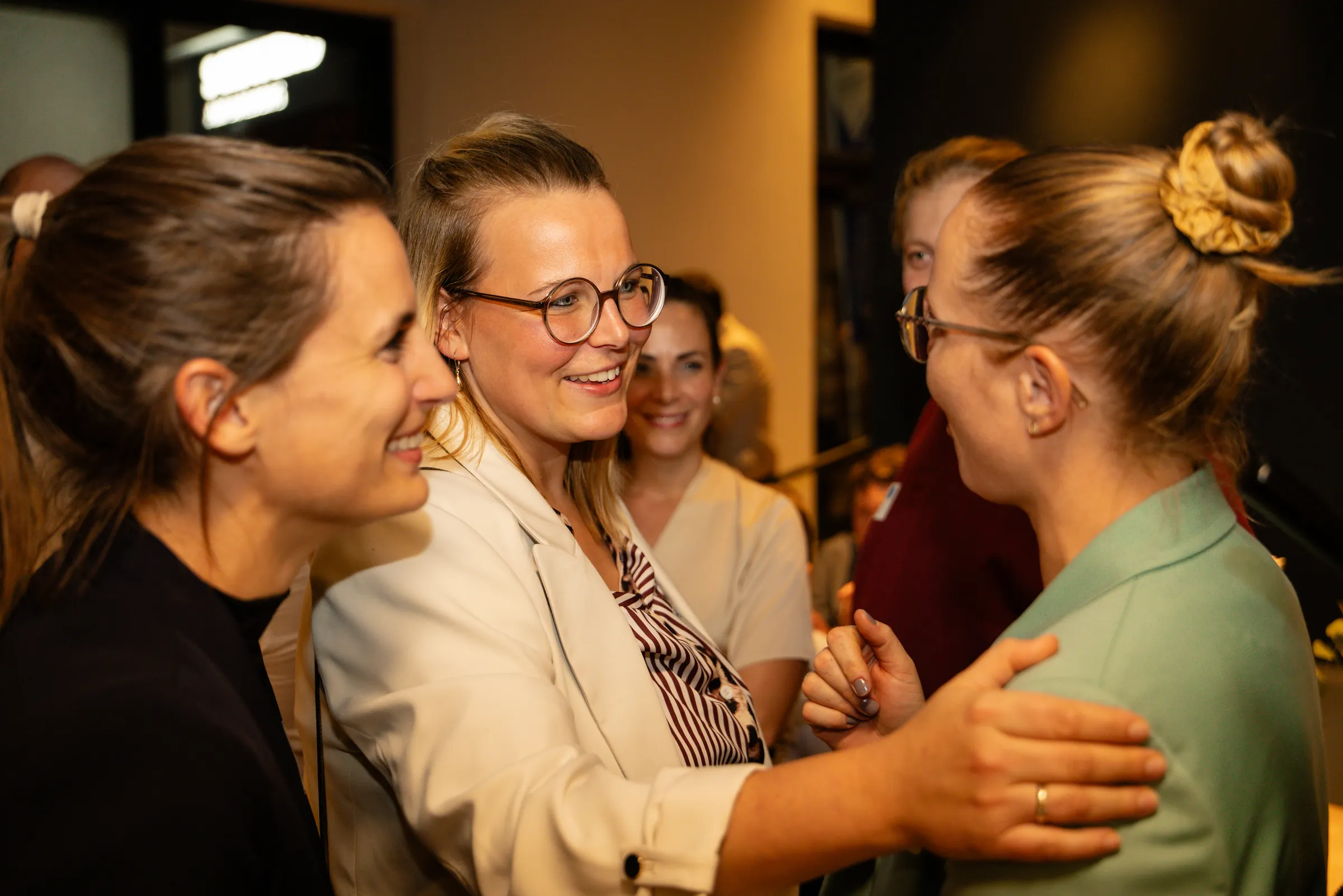 Eventfotografie Netzwerkabend: Austausch zwischen Jungunternehmern und Führungskräften