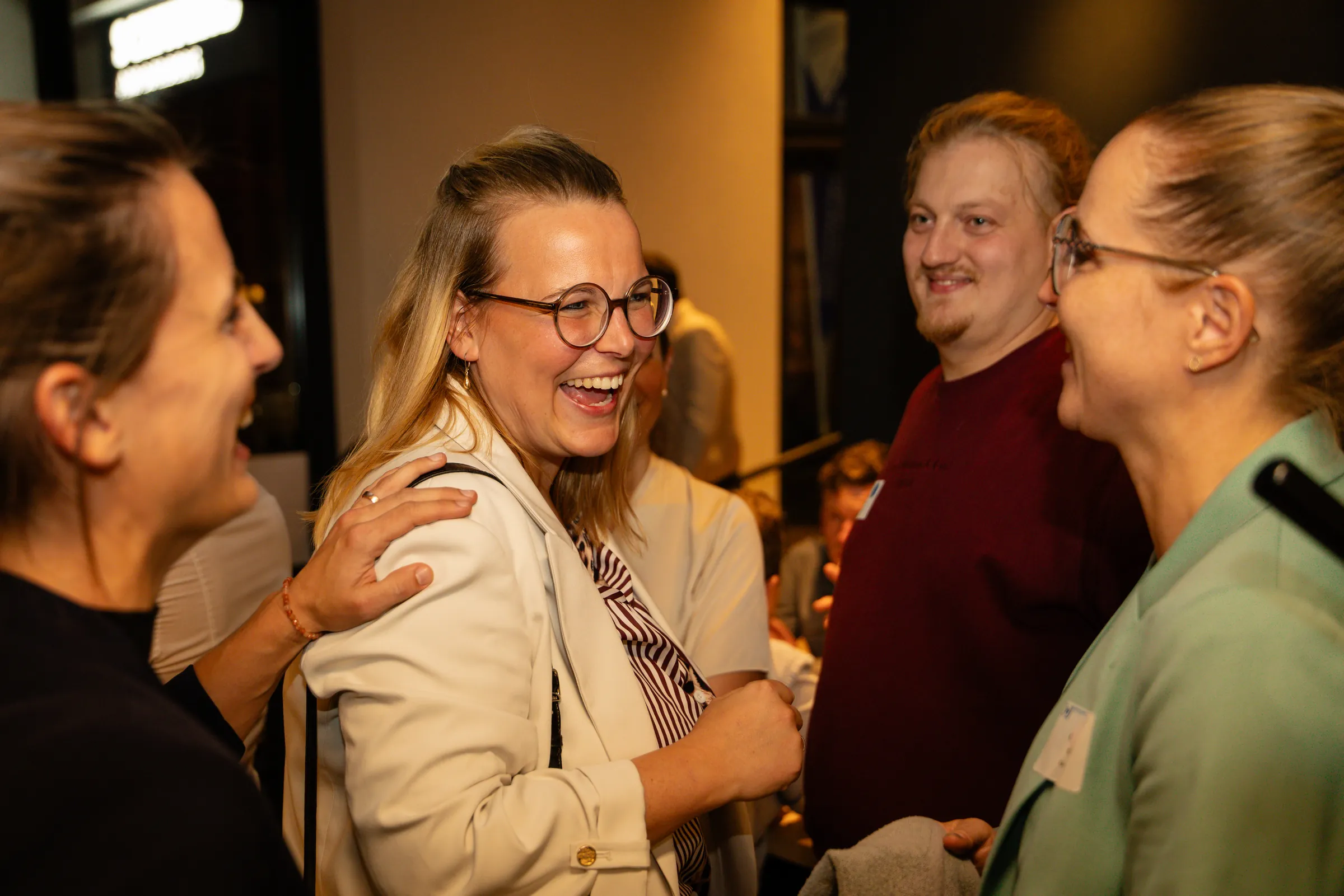 Eventfotografie Netzwerkabend Aschaffenburg: Mitglieder und Gäste der After Work Lounge
