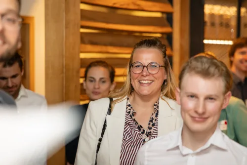 Eventfotografie After Work Lounge im SCHWIND am Dalberg: Ankommen der Gäste am Abend