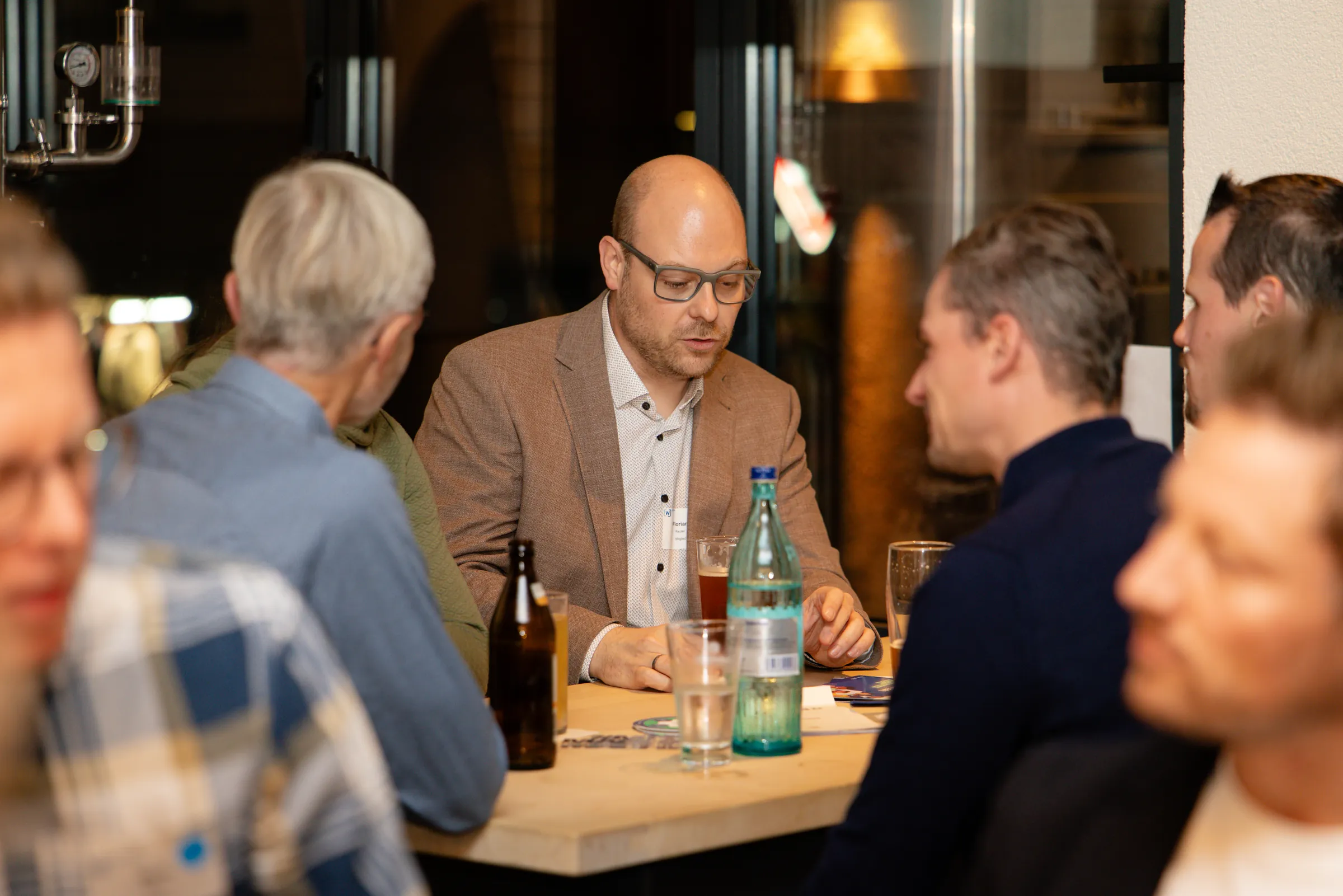 Eventfotograf After Work Lounge: Gespräche am Abend im SCHWIND am Dalberg
