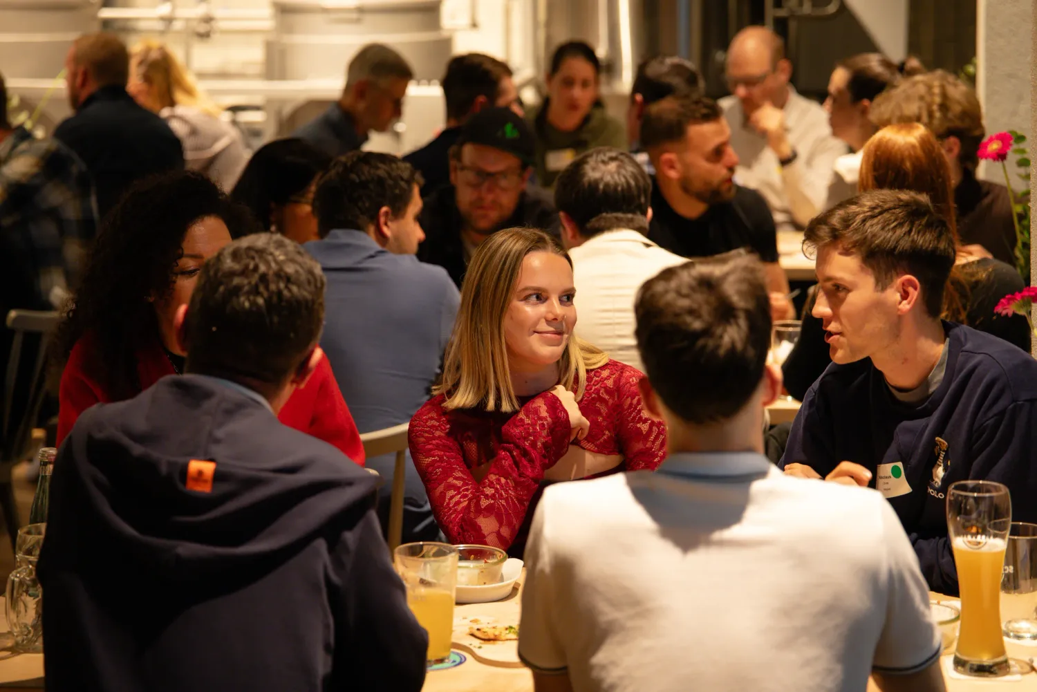 Eventfotograf After Work Lounge: Gespräche am Abend im SCHWIND am Dalberg