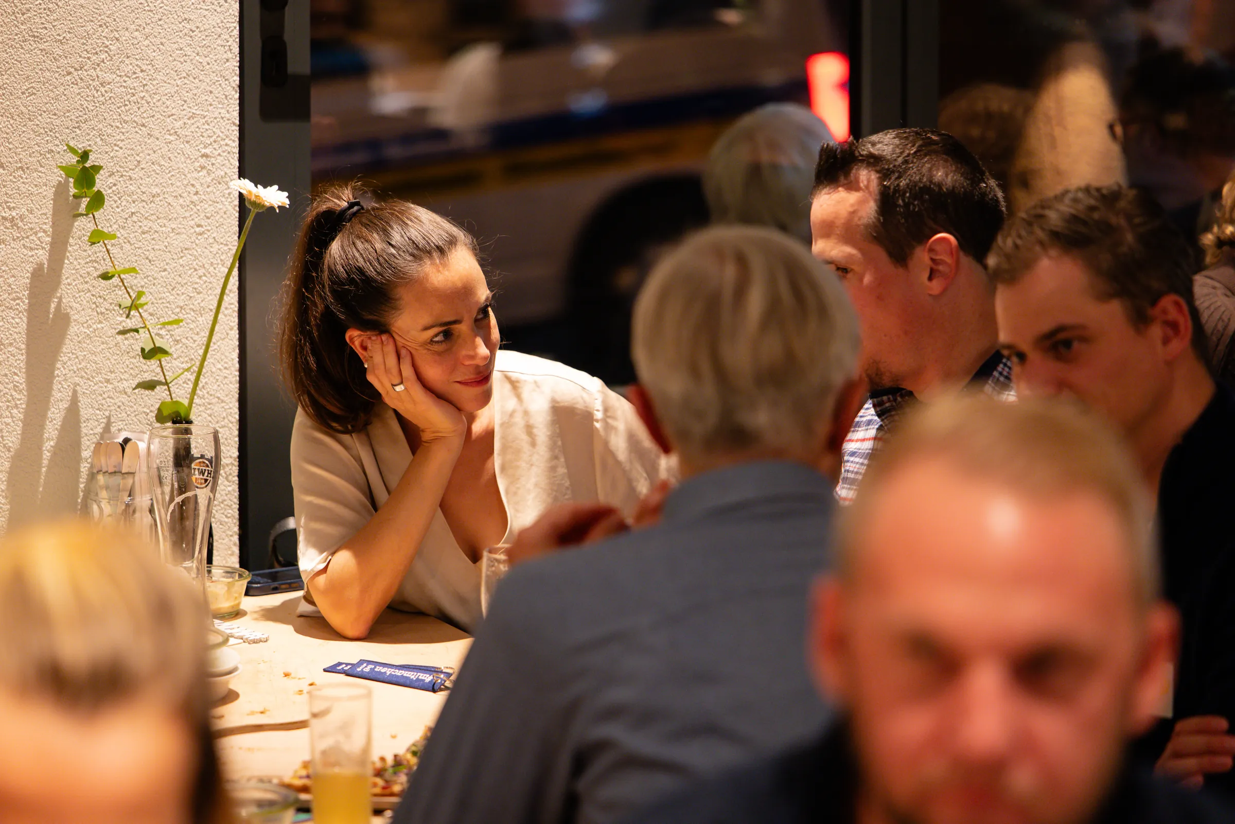 Eventfotograf After Work Lounge: Gespräche am Abend im SCHWIND am Dalberg